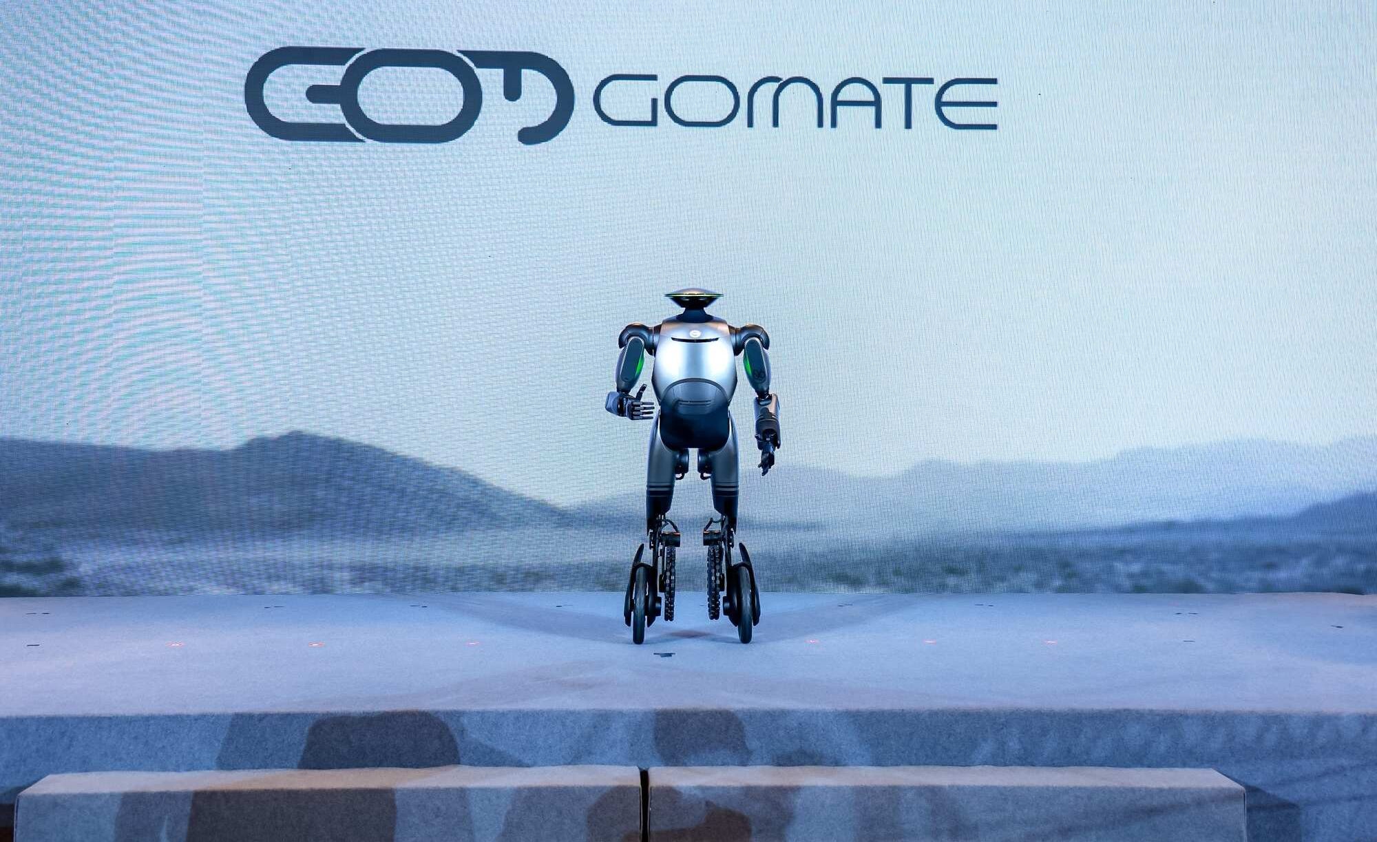 humanoid robot gac tesla china us artificial intelligence