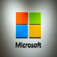 Microsoft denies shutting down operations in China